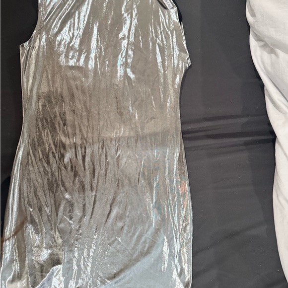 One-Shoulder Metallic Dress - Picture 3 of 4